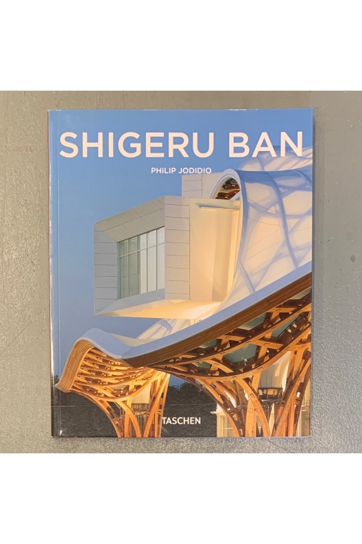 Shigeru Ban / Signé 