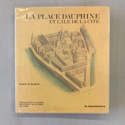 La place Dauphine et l'ile de la Cité.