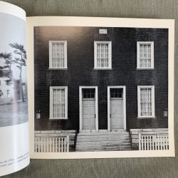 Les Shakers, vie communautaire et design avant Marx et le Bauhaus.