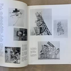 Deconstructivist architecture / MOMA 1988