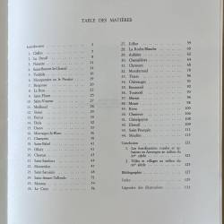 Chateaux, villages et villes d'Auvergne au XVe siècle.
