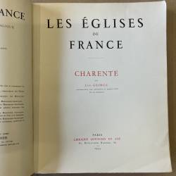 Charente / les églises de France.