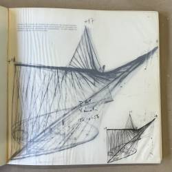IANIS XENAKIS / Les polytopes / 1975