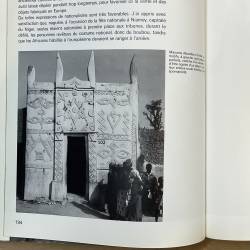 Maisons africaines / René Gardi.