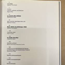 Espace à lire / la bibliothèque des enfants à Clamart.