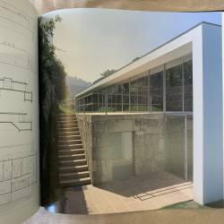 Eduardo Souto de Moura / Blau