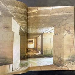 Atelier d'architecture Perraudin / trois architectures en pierre.