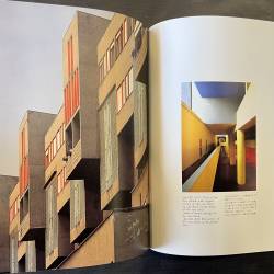 Milano / The 20th century architecture and urbanism.