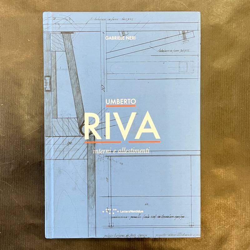 Umberto Riva / interni e allestimenti.