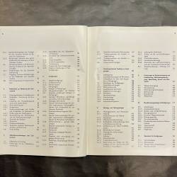 Parkplätze und Grossgaragen / bauten für den ruhenden verkehr.